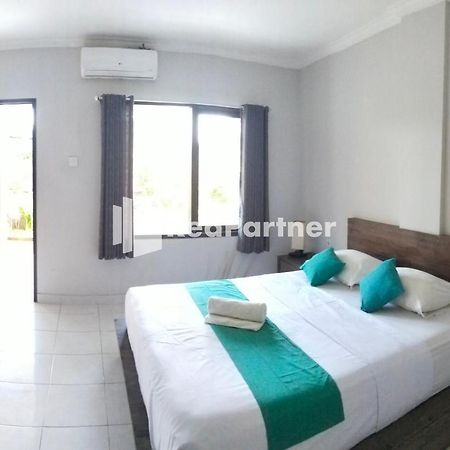 Pondok Sentana Guest House At Jalan Raya Uluwatu Redpartner Ungasan Екстериор снимка