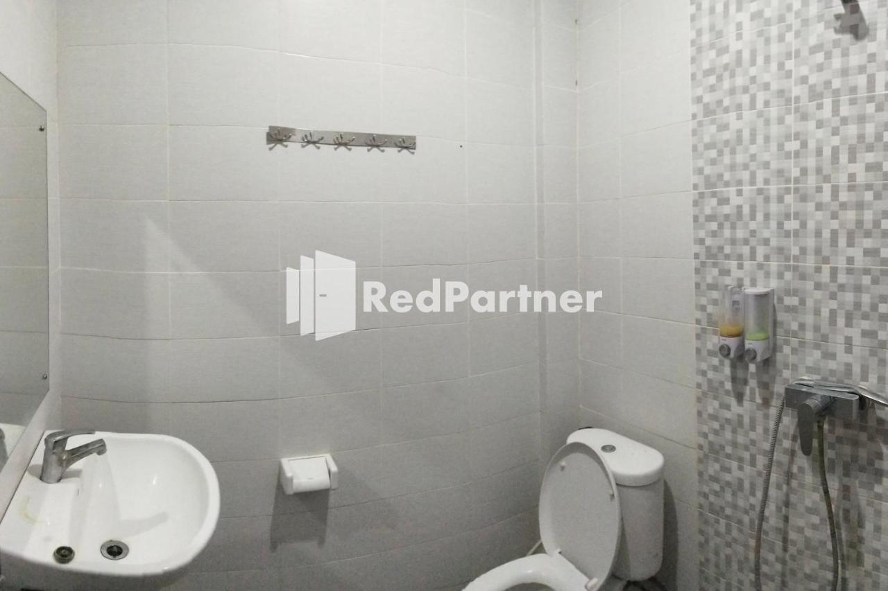 Pondok Sentana Guest House At Jalan Raya Uluwatu Redpartner Ungasan Екстериор снимка